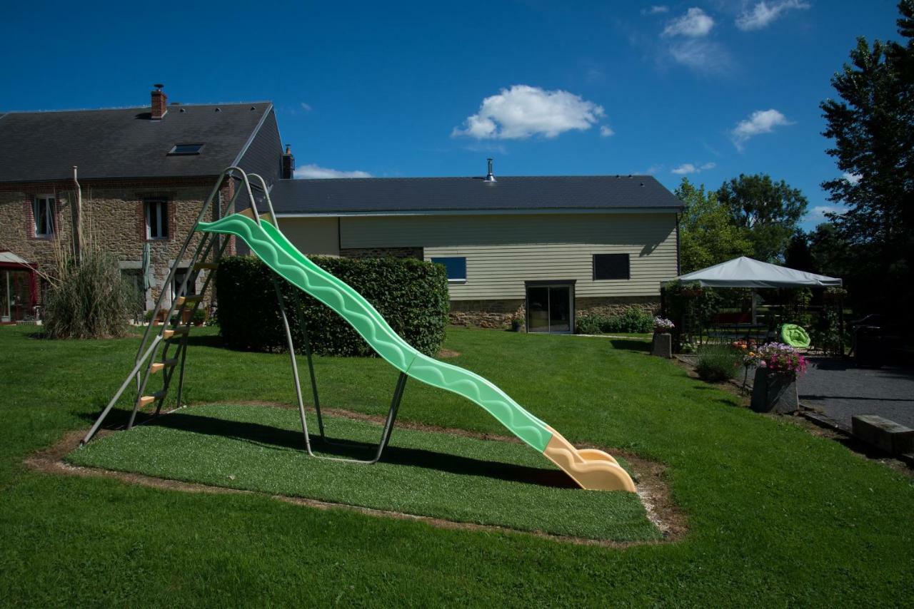 Gite Des Peupliers Girondelle Exterior photo